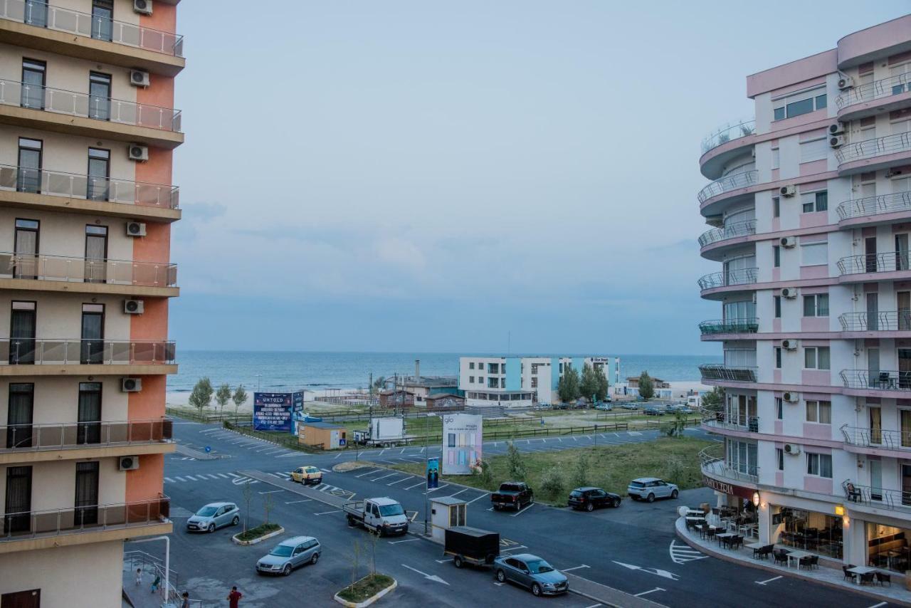 21 By The Sea Apartment Mamaia Ngoại thất bức ảnh
